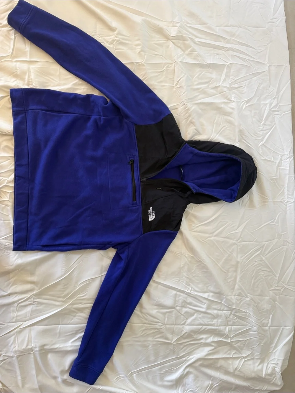 The North Face Men's Half-Zip Hooded Fleece Jacket in Royal Blue and Black
